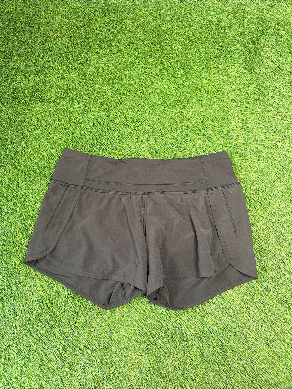 Lululemon Run times shorts 4 way stretch black size 6